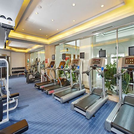 Holiday Inn Sea View Qinhuangdao Exterior foto